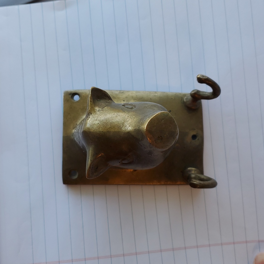 Brass Pig‎ Head Hooks